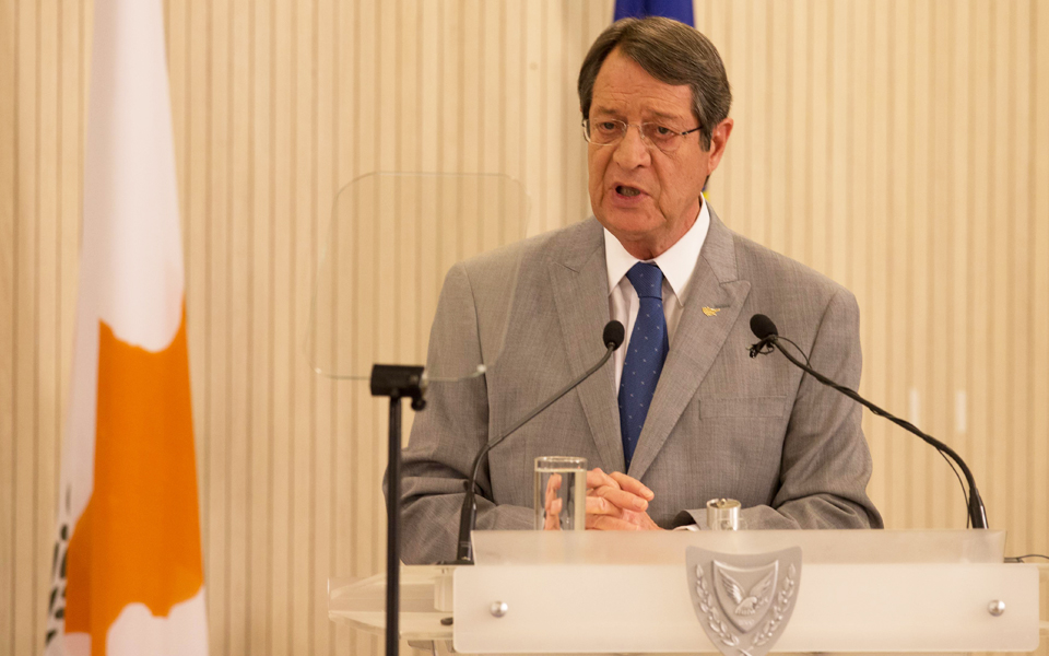 αποχαιρετιστήρια-δεξίωση-και-δύο-εκθ-2202815