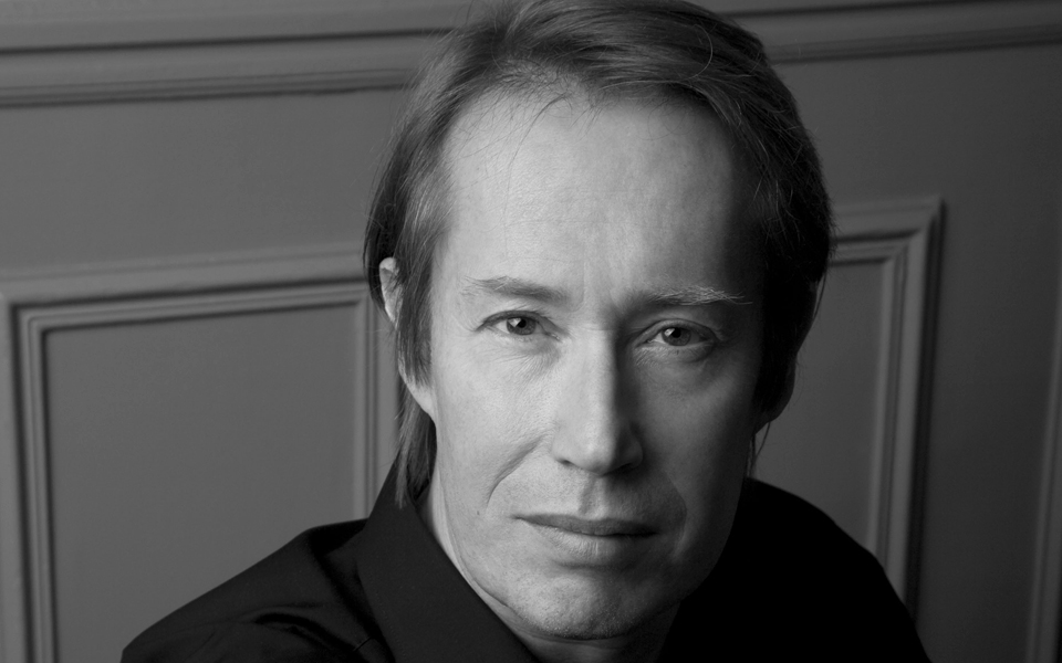 ο-γιος-του-κομμουνιστή-μια-δύσκολη-σ-2202889