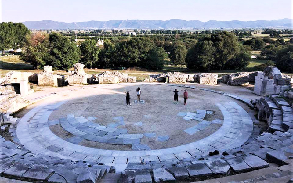 οι-φίλιπποι-αναβιώνουν-τις-μεγάλες-στ-2203479