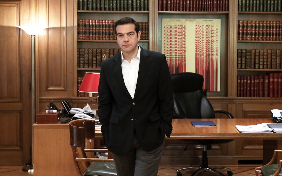 προς-νέο-κυβερνητικό-μοτίβο-2203923