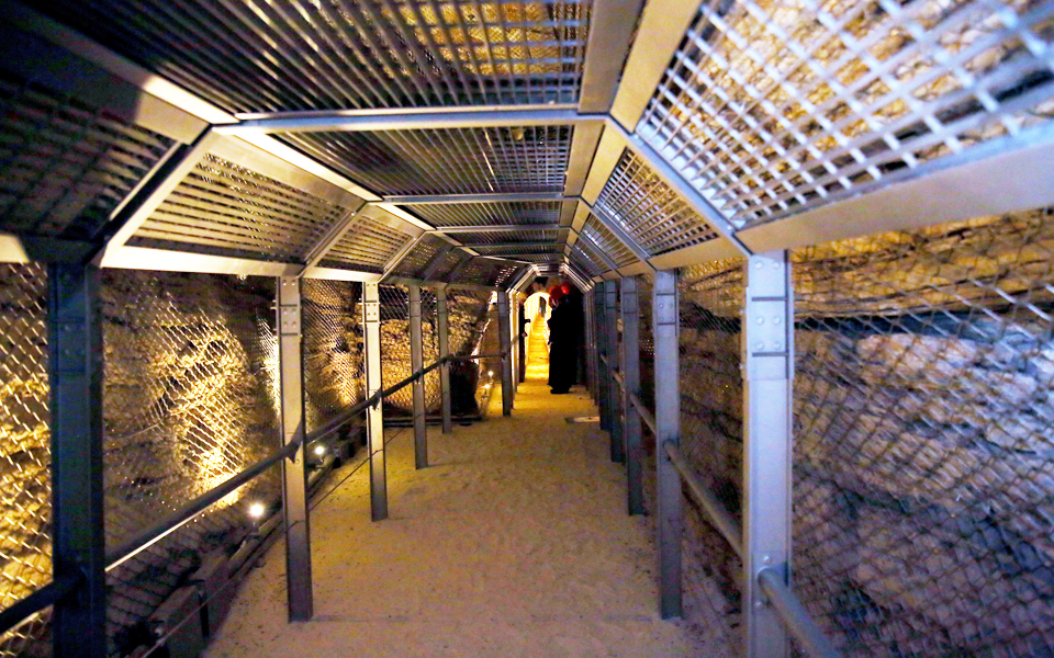 στο-ευπαλίνειο-ξέχασαν-την-εξυπηρέτη-2204288