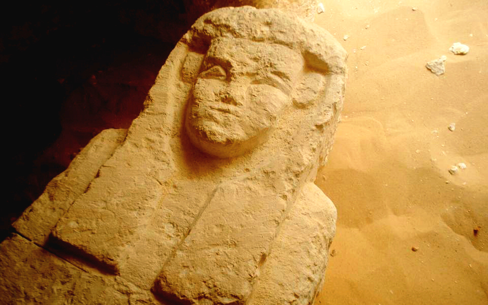 τρεις-αρχαίοι-τάφοι-ηλικίας-2-000-ετών-στη-2205091