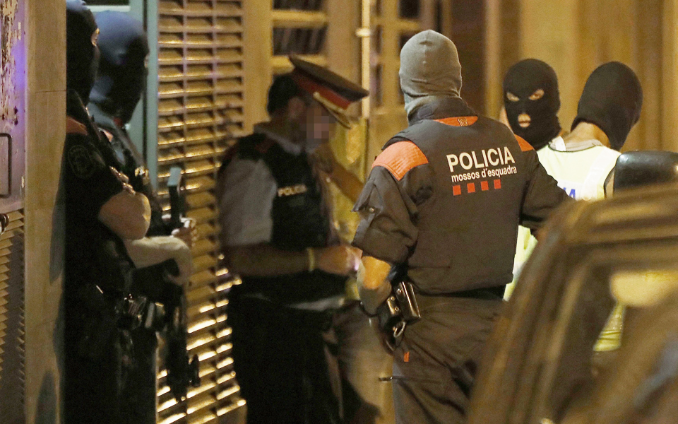 μεγάλη-επίθεση-εναντίον-μνημείων-της-2205797