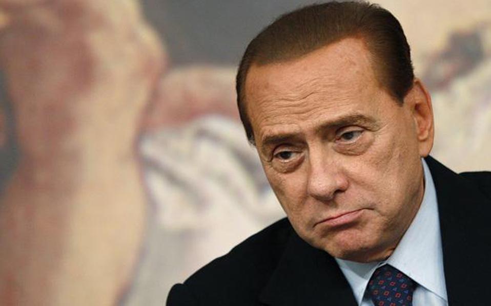 μπερλουσκόνι-υπέρ-νέας-λιρέτας-2205823