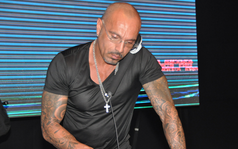 νεοϋορκέζικα-decks-στην-παραλιακή-2206186