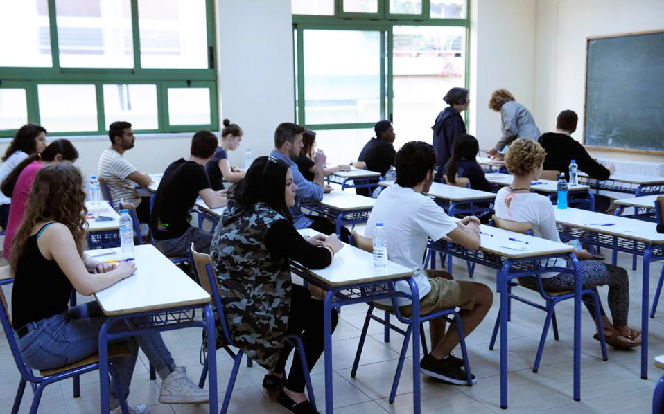 χωρίς-σχέδιο-για-το-σύστημα-εισαγωγής-2206087