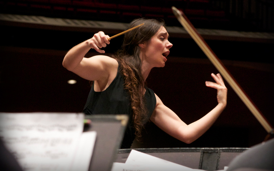 η-ελληνίδα-που-σπάει-το-άβατο-2206220