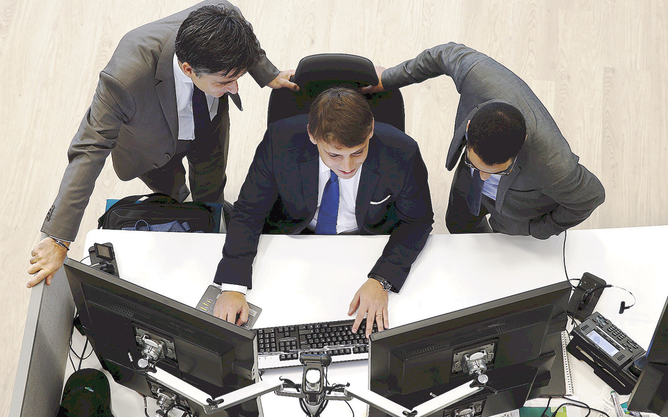 μόνο-στοχευμένες-προσλήψεις-πλέον-απ-2205432