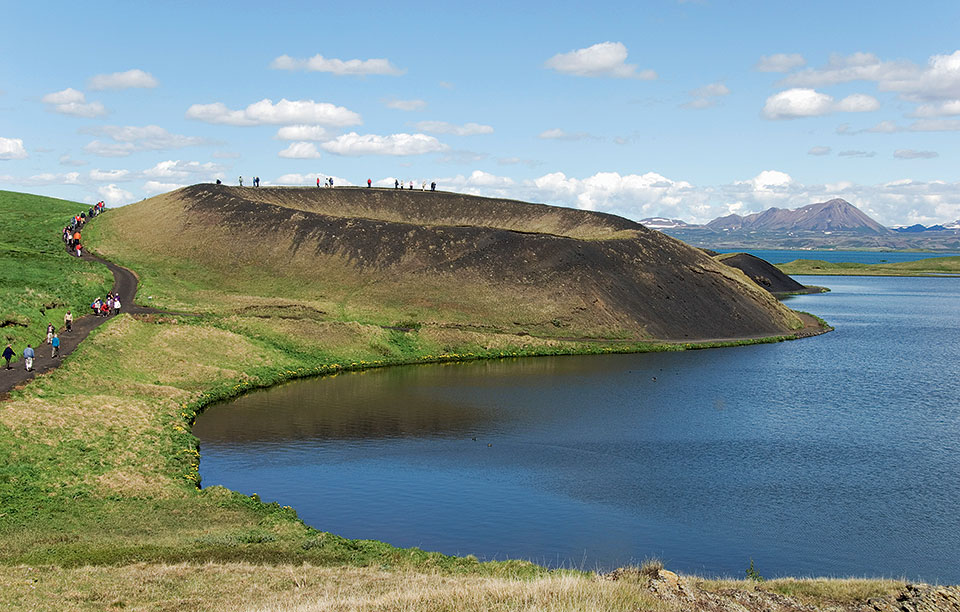 το-τουριστικό-θαύμα-της-ισλανδίας-2203513