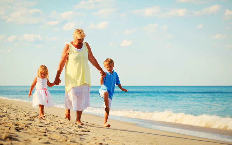 καύσωνας-προσοχή-στα-μικρά-παιδιά-και-2202899