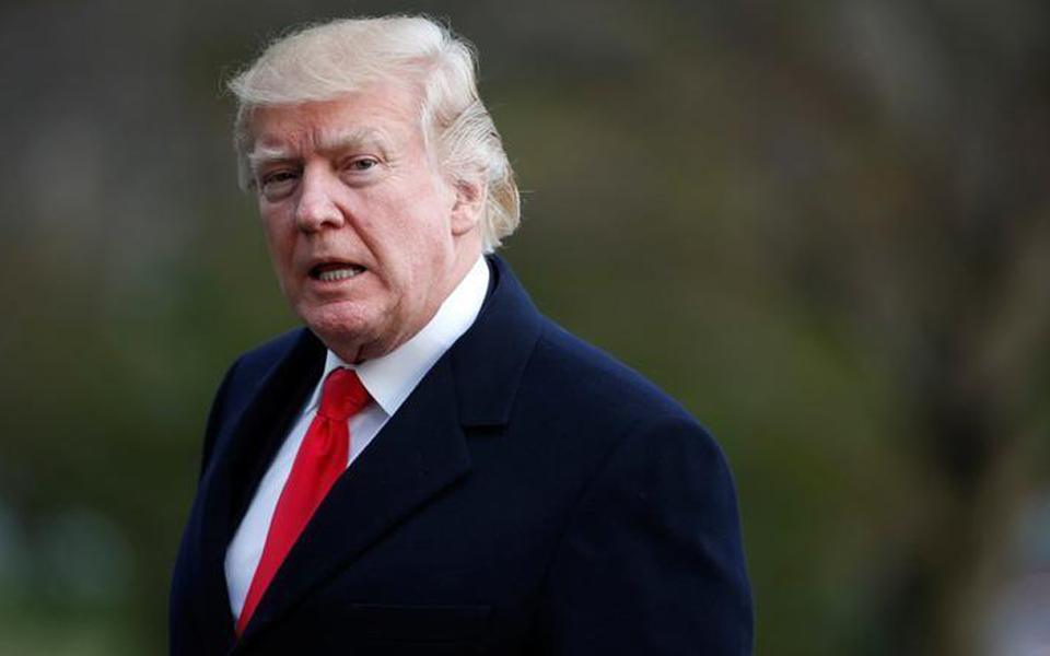 τραμπ-εξετάζουμε-και-στρατιωτική-επέ-2204656