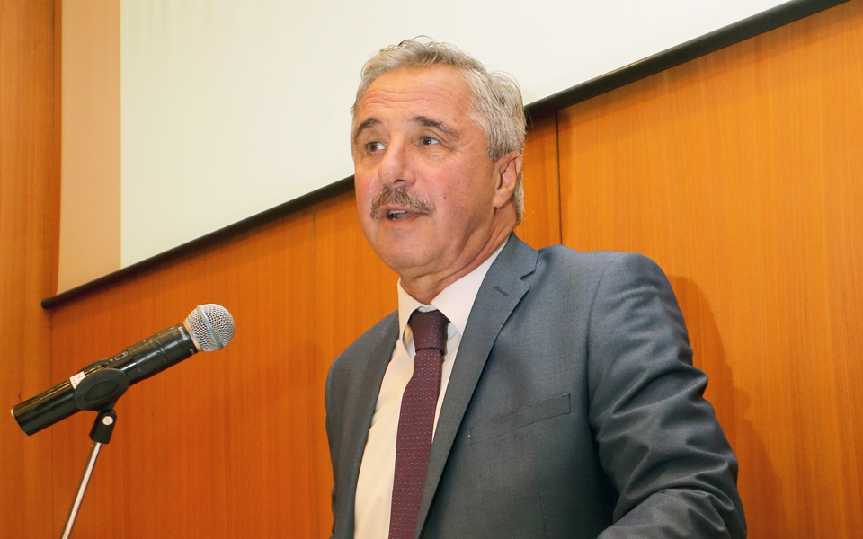 μεγάλο-αγκάθι-η-εξ-αποστάσεως-ψηφοφ-2207166