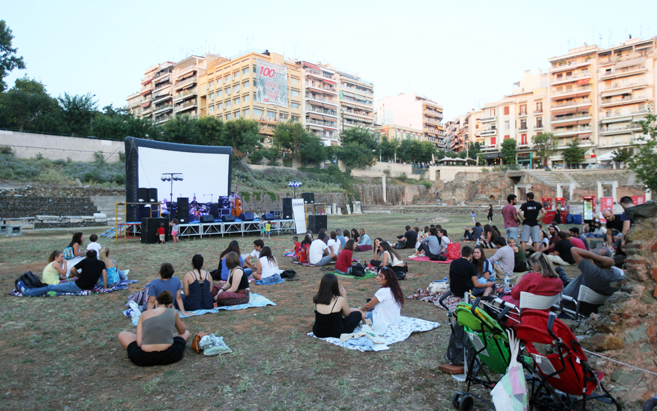 πικ-νικ-urban-festival-μουσική-ταινίες-και-τραπεζ-2207228