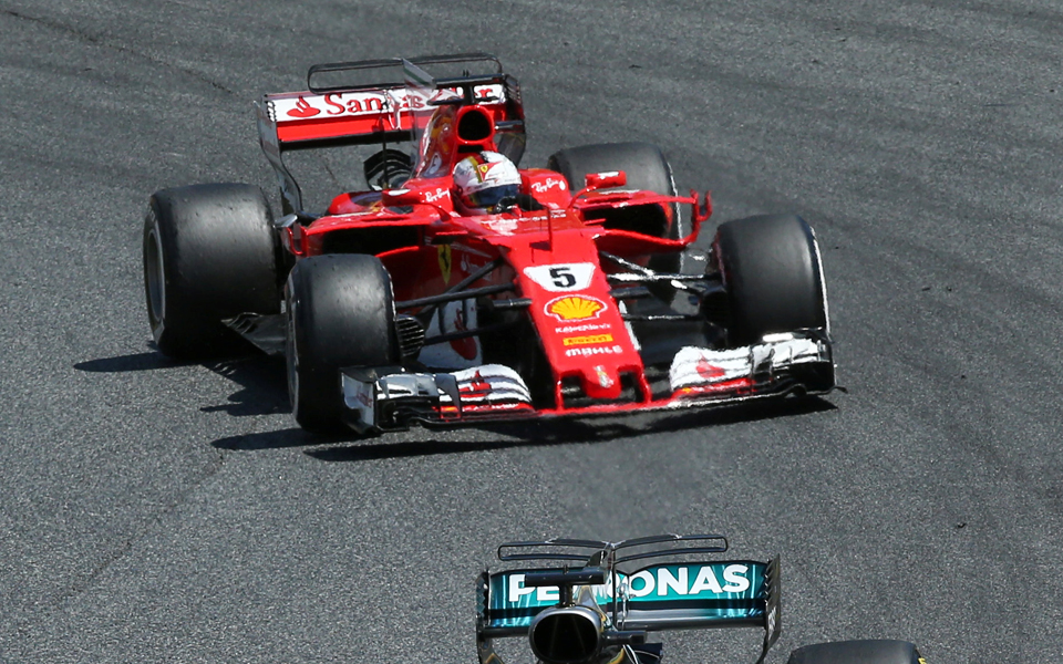 ευκαιρία-της-φεράρι-στο-γήπεδό-της-2207362