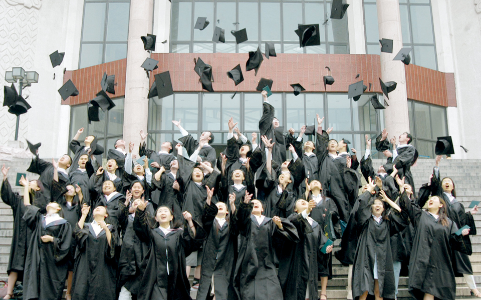 η-λίστα-με-τα-καλύτερα-πανεπιστήμια-το-2209463