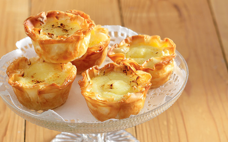 μίνι-γαλατόπιτες-με-φύλλο-κρούστας-2211070