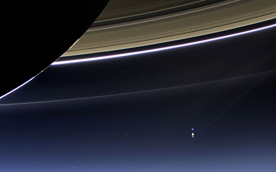 η-ημέρα-που-η-γη-χαμογέλασε-στον-κρόνο-2209378