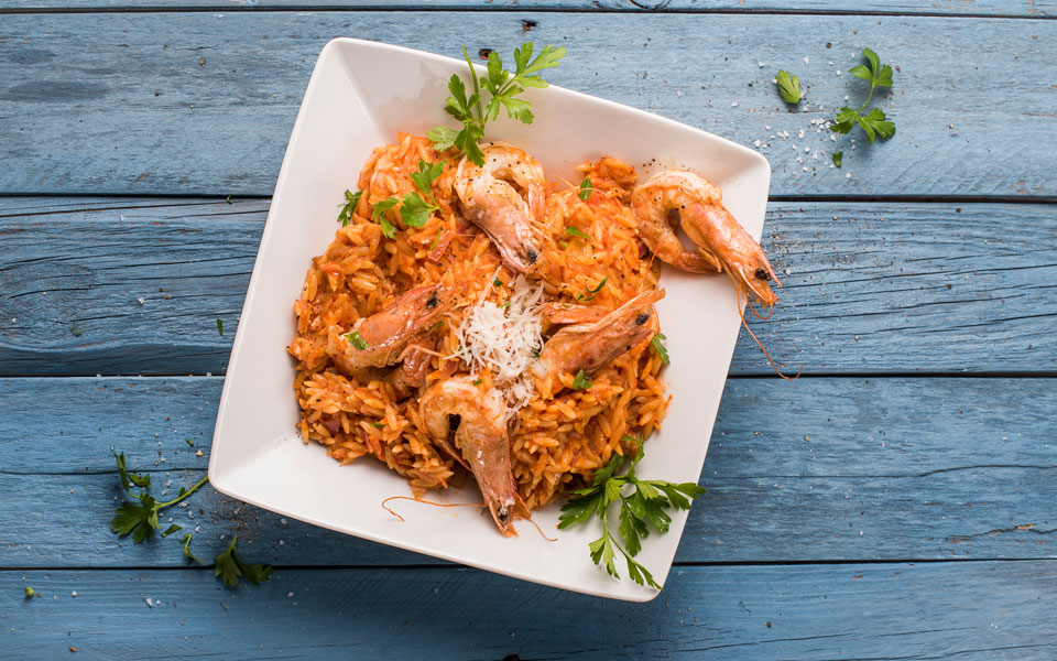 γαρίδες-με-μανέστρα-στην-κατσαρόλα-με-2207757