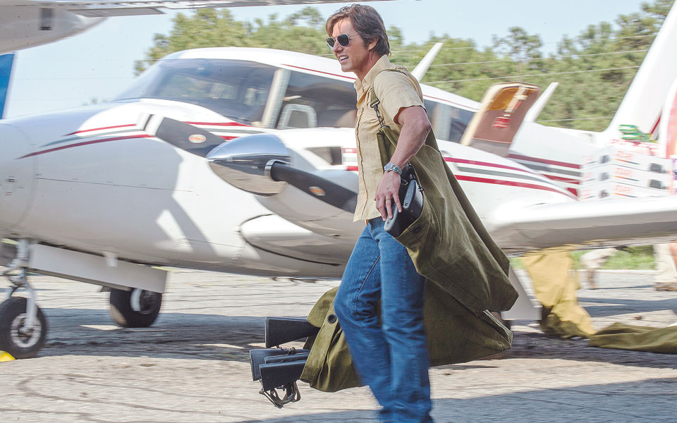 νέες-ταινίες-o-τομ-κρουζ-πετάει-και-το-ν-2208097