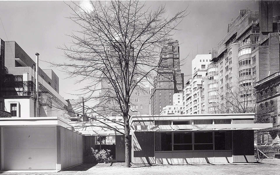 to-άλυτο-μυστήριο-του-σπιτιού-ενός-πρω-2207423