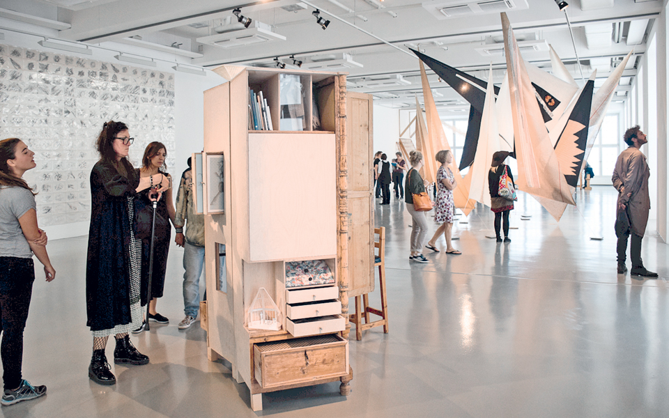 documenta-14-το-αντίδωρον-και-το-έλλειμμα-2210449