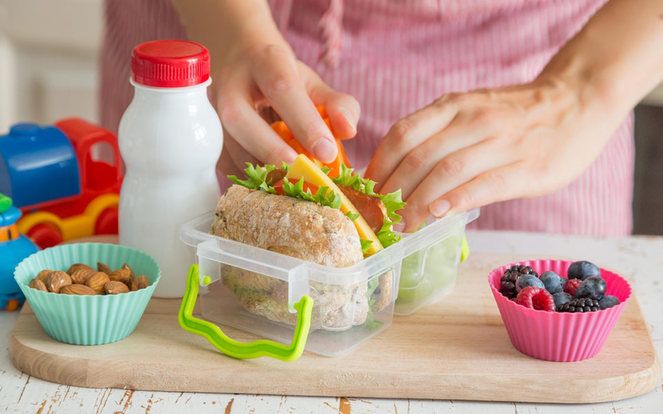 παιδική-παχυσαρκία-τα-σνακς-οι-λιχουδ-2207566