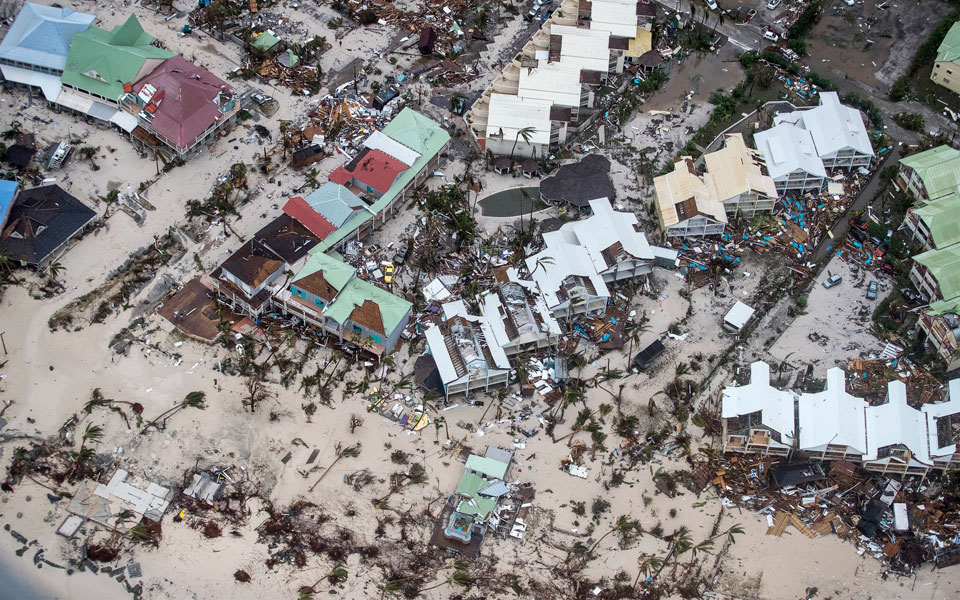 χάρβεϊ-και-ιρμα-η-απάντηση-της-γης-2208459