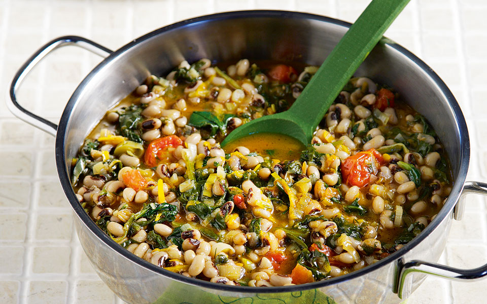 μαυρομάτικα-με-ντοματίνια-και-σπανάκ-2208967