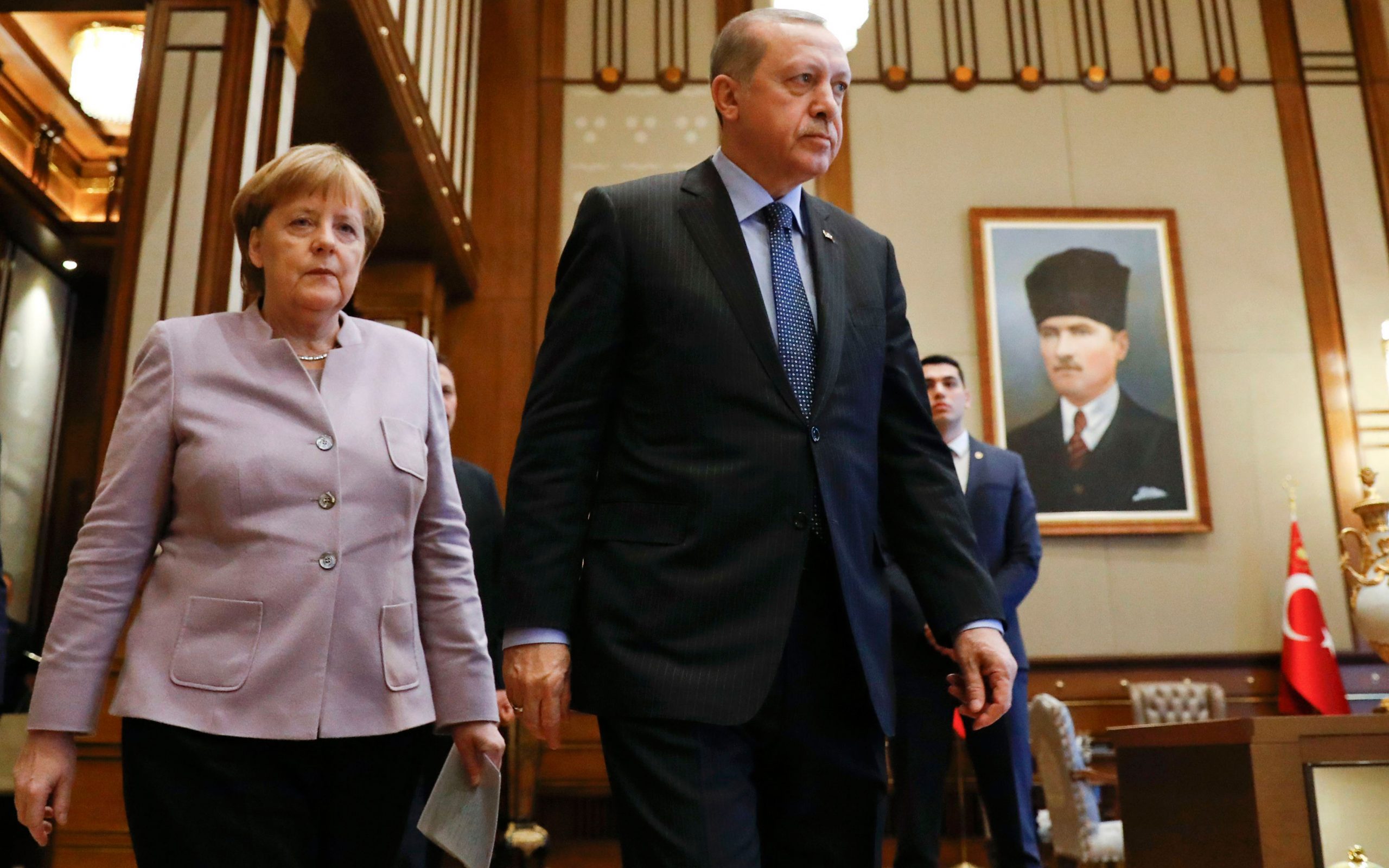 γερμανικό-εμπάργκο-όπλων-στην-τουρκί-2208746