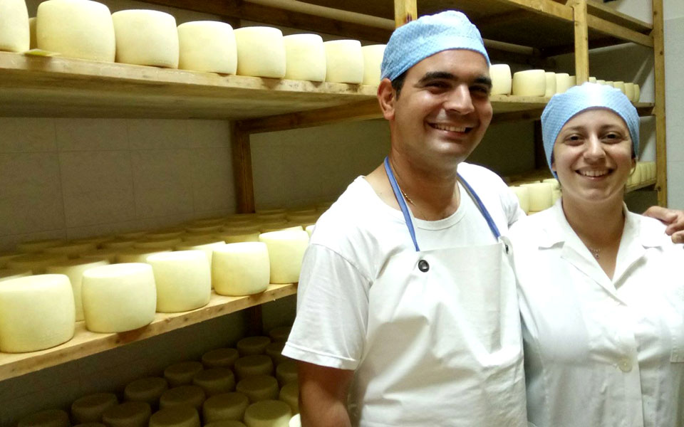 λαδοτύρι-με-γάλα-δυνατό-2210856