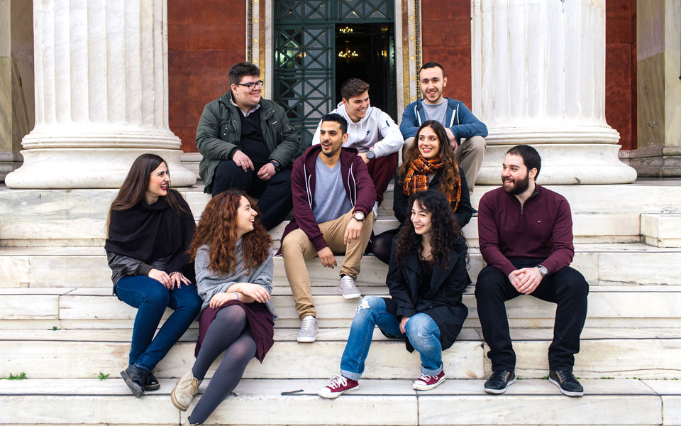 προκήρυξη-προπτυχιακών-υποτροφιών-2017-18-2210025