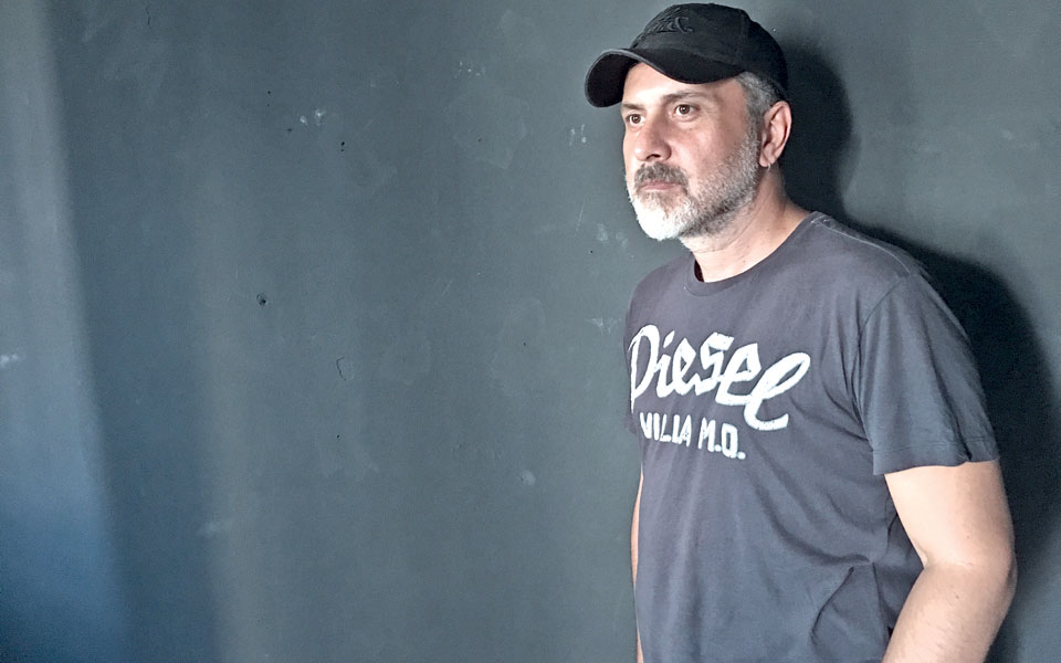 ενα-εικοσιτετράωρο-με-τον-σκηνοθέτη-γ-2210393