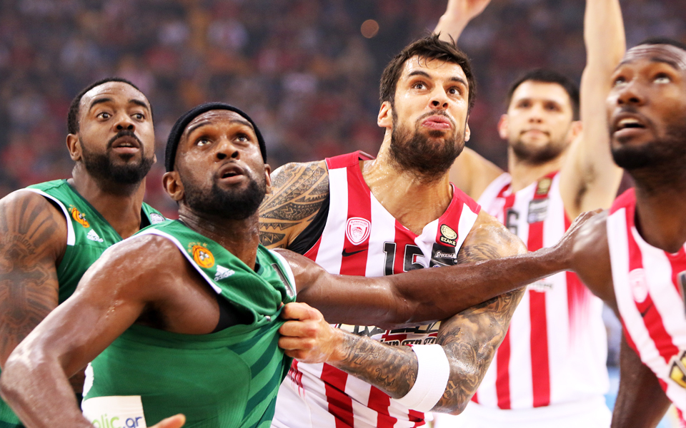 μπάσκετ-περιμένοντας-τον-πρώτο-αμφισ-2212608