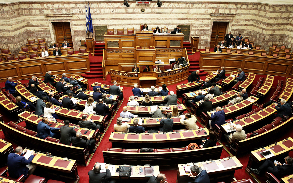 θολό-τοπίο-στη-νέα-κρίση-με-την-εκκλησί-2212524