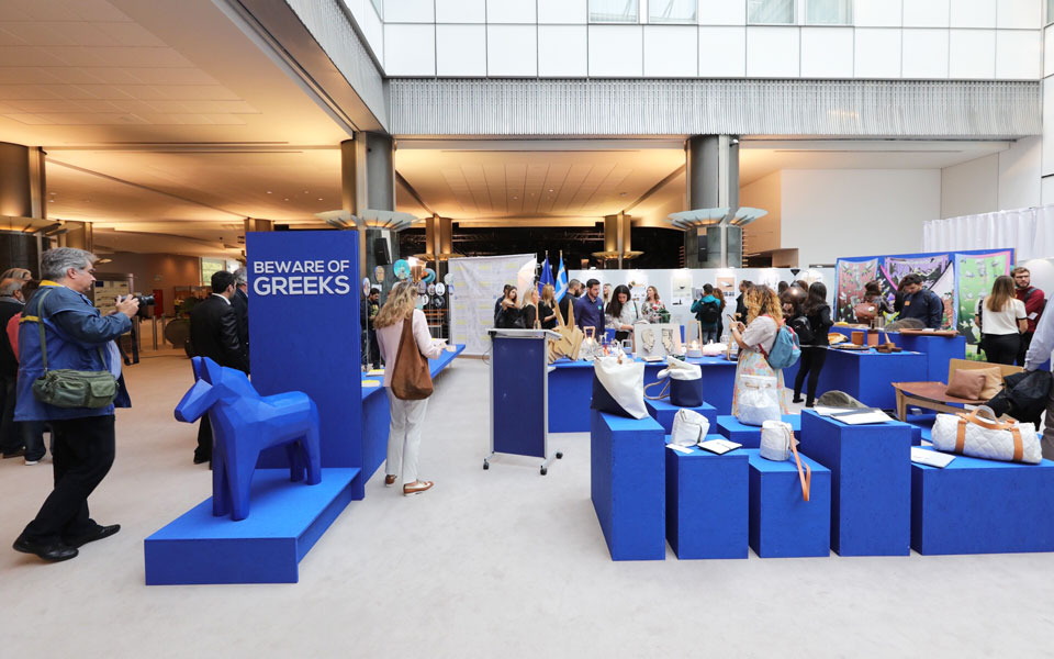 διεθνές-ελληνικό-design-2214167