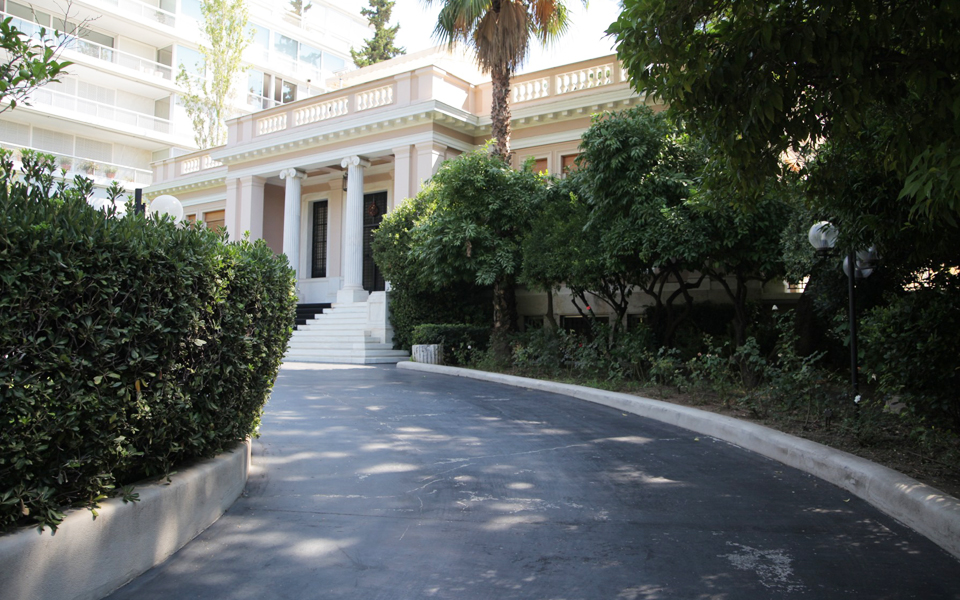 ο-δηκτησ-27-10-17-2215348