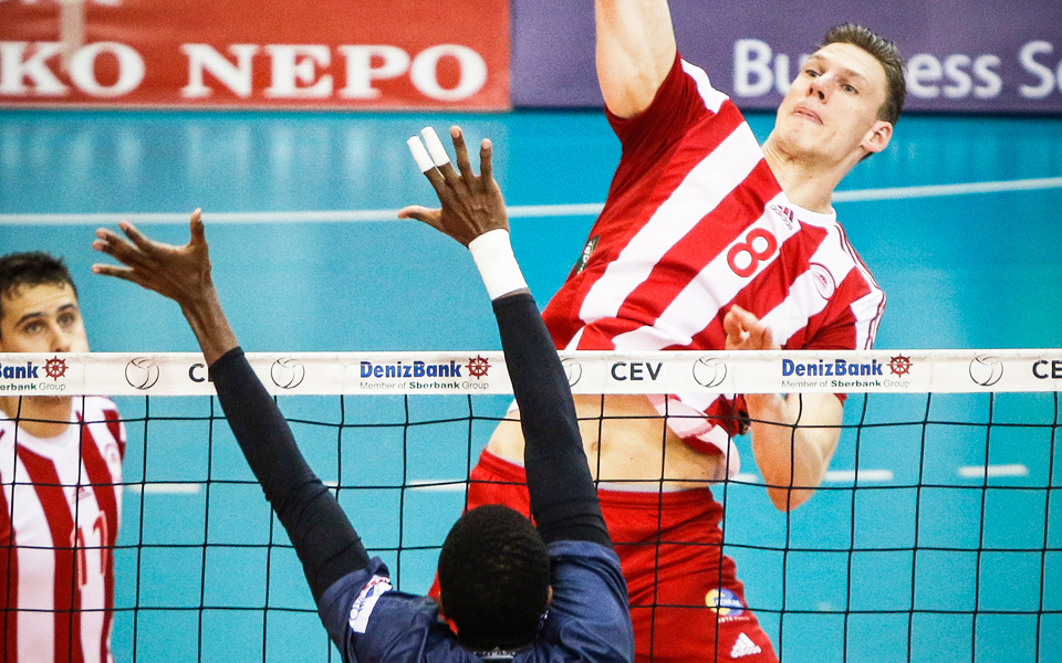 πρεμιέρα-στην-α1-βόλεϊ-με-τριγμούς-2215333