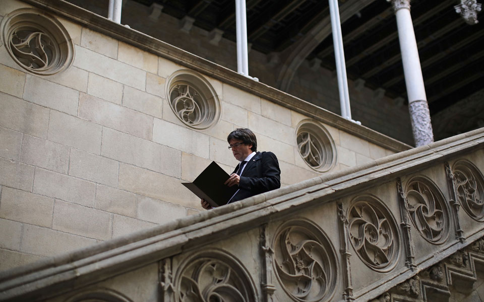 οι-αυτονομιστές-ο-τοίχος-και-η-ανάγκη-γ-2213716