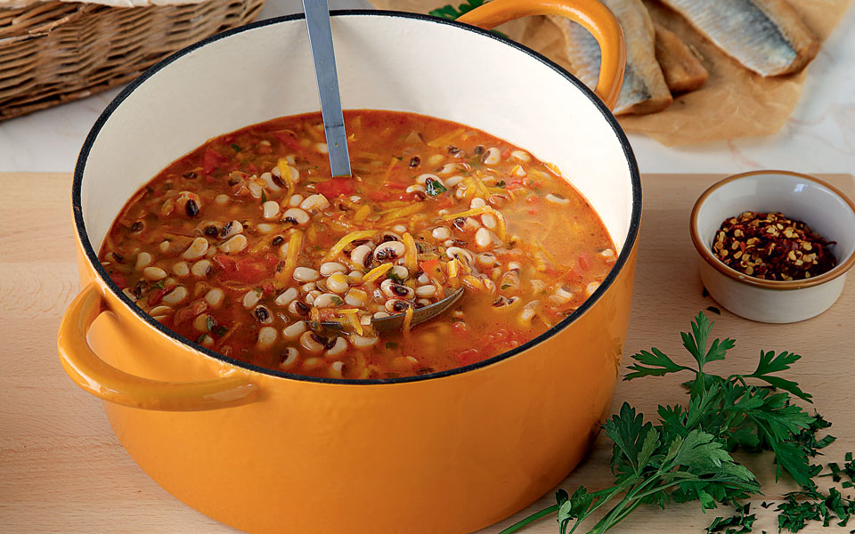 φασολάδα-με-μαυρομάτικα-δεντρολίβαν-2212791