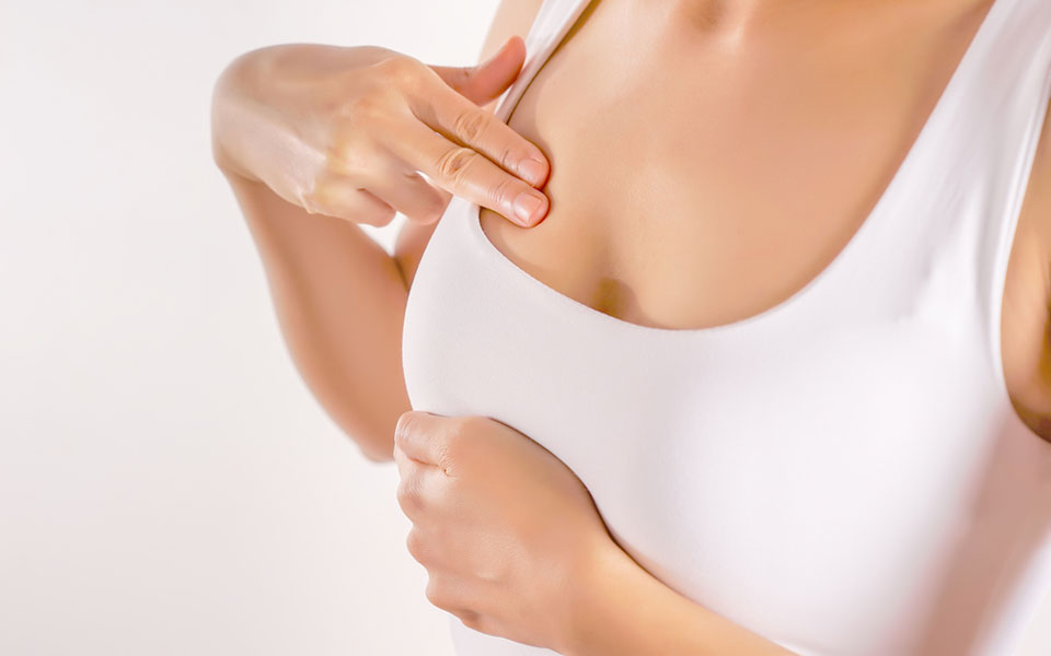 πώς-πρέπει-να-γίνεται-η-αυτοεξέταση-μα-2214322