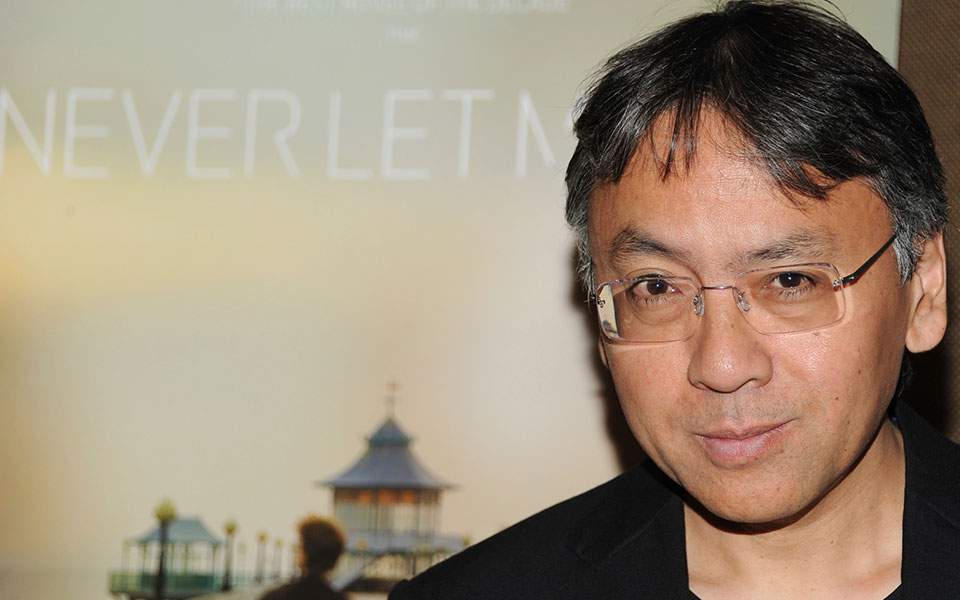 στον-καζούο-ισιγκούρο-το-νομπέλ-λογοτ-2213049