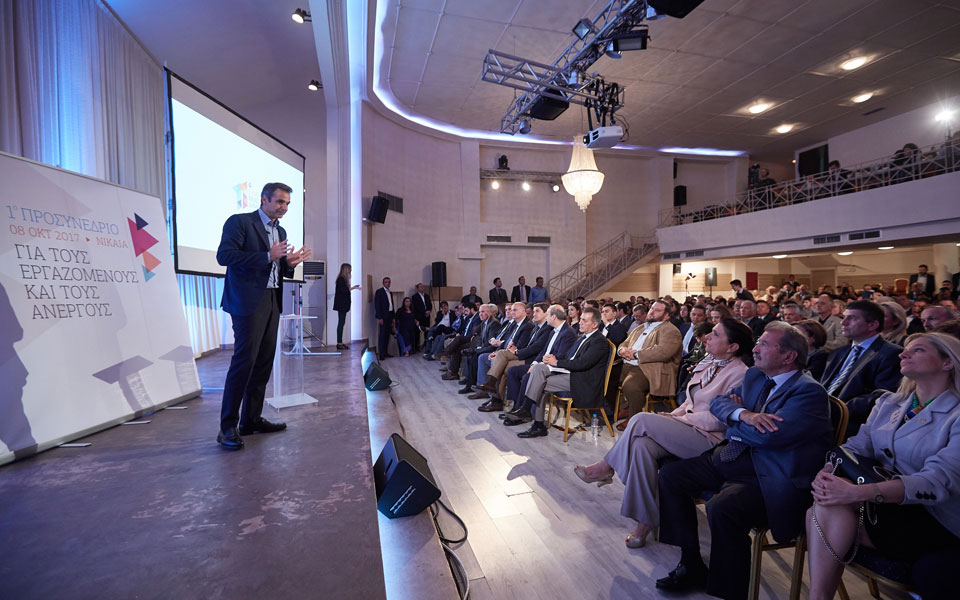 το-παρασκήνιο-των-αλλαγών-στη-ν-δ-2213692