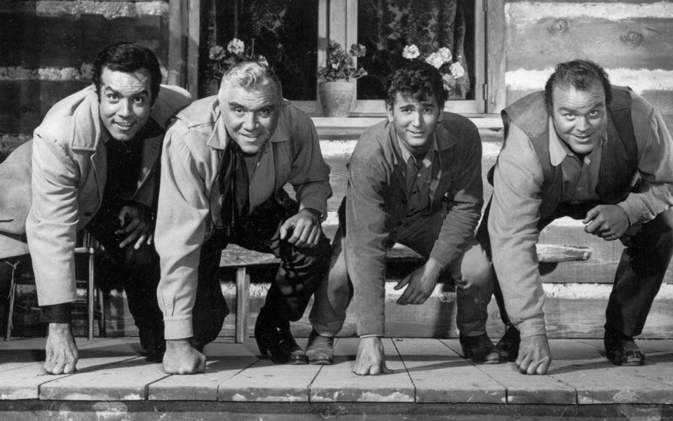 από-την-υενεδ-στους-αντεργουντ-2211898