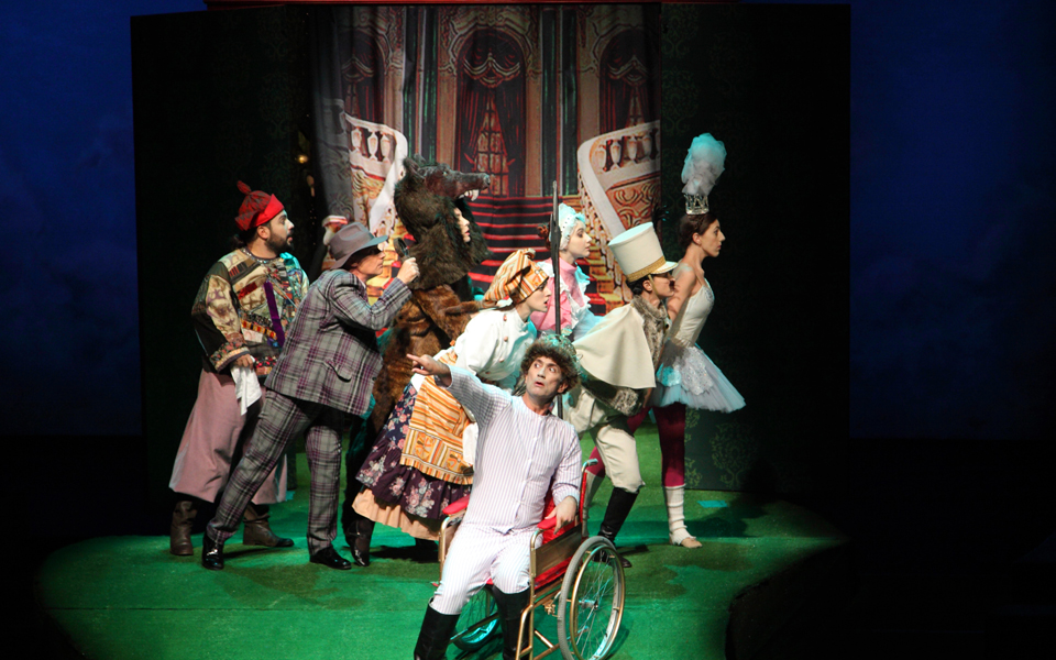 εναλλακτική-σκηνή-ελσ-κυνηγώντας-το-π-2216261