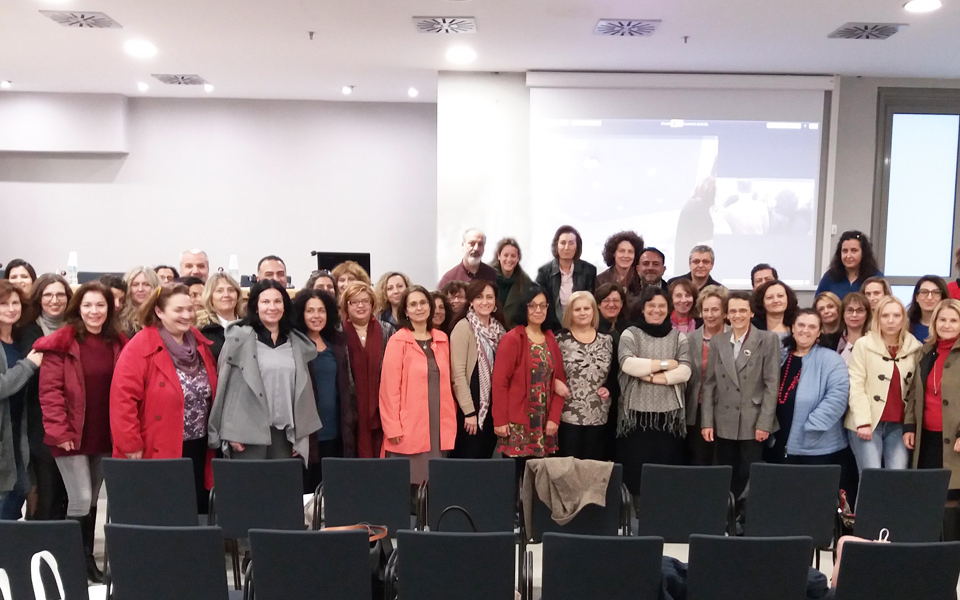 μαθήματα-ιστορίας-σε-καθηγητές-σχολε-2217876