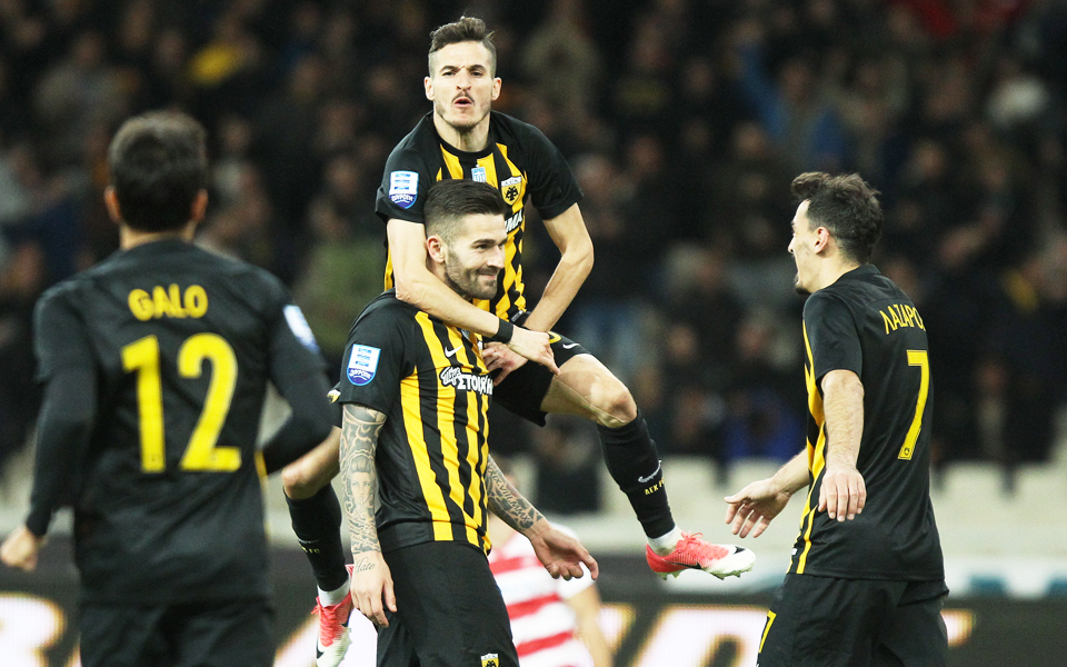 επέστρεψε-κορυφή-με-λιβάγια-η-αεκ-2220219