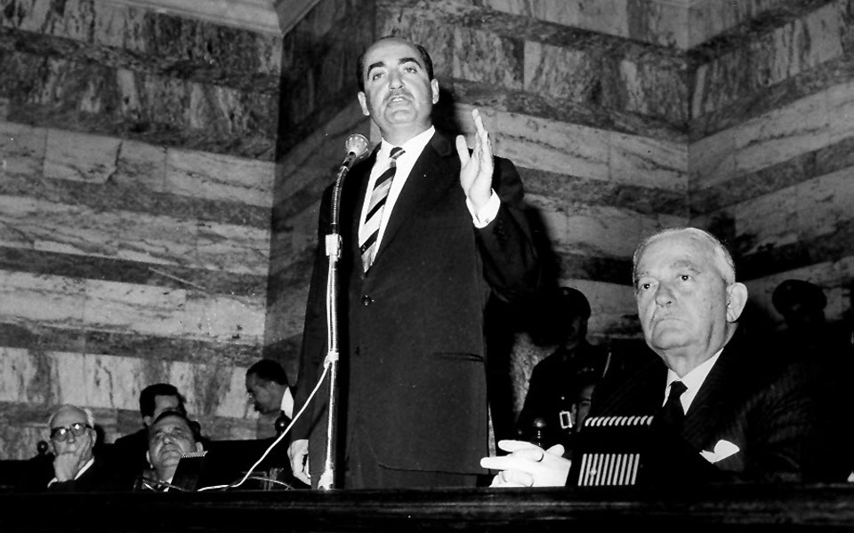 η-ελλάδα-με-τα-μάτια-ενός-κεντρώου-2219506
