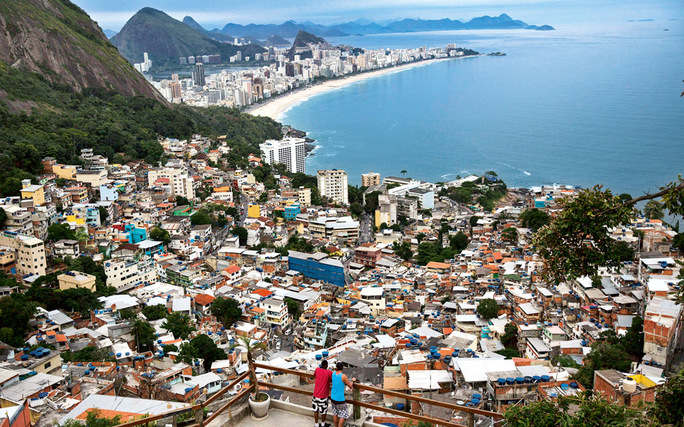 διακοπές-στις-φαβέλες-2218902
