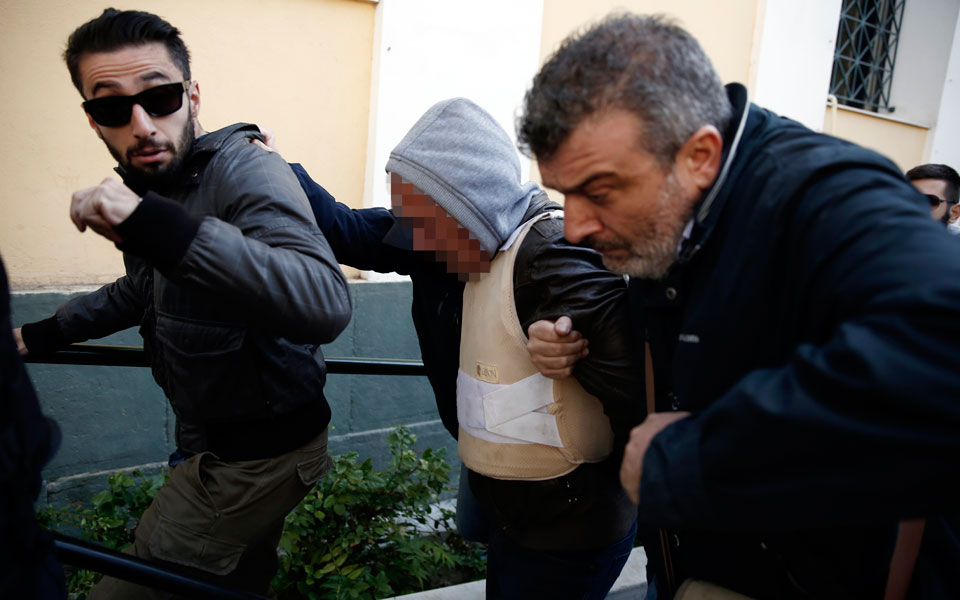 προκλητικός-ο-δολοφόνος-της-ζέμπερη-2217429