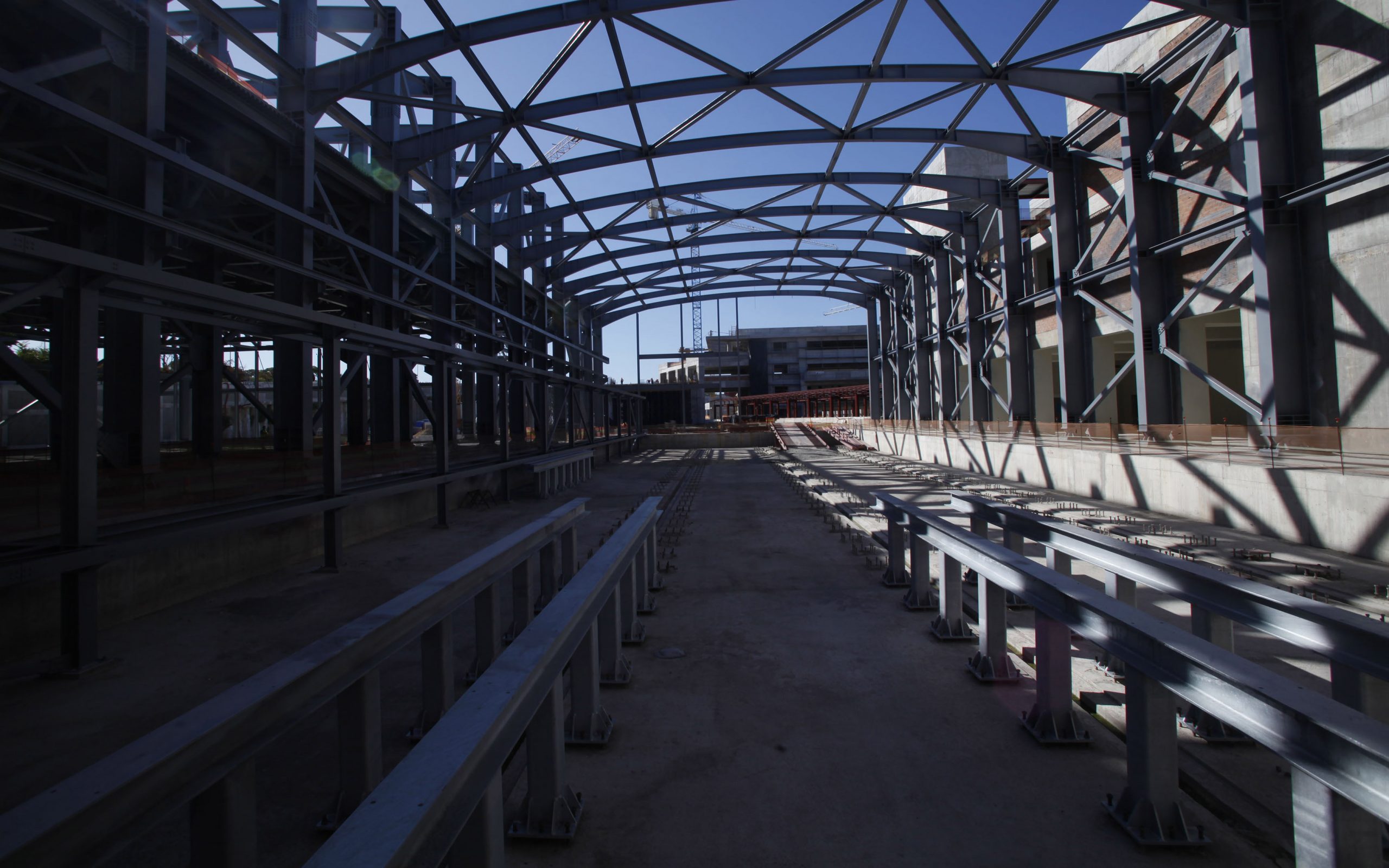 τοποθετήθηκαν-οι-πρώτες-ράγες-του-μετ-2217882